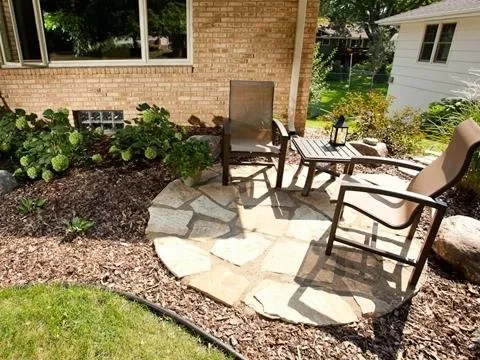 Expert garden landscaping experts serving Inver Grove Heights, MN - River Heights Lawn & Landscape