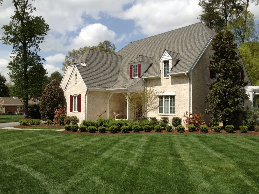 Local yard cleanup service for outdoor upgrades across Richmond, VA - River Oaks Grounds Management