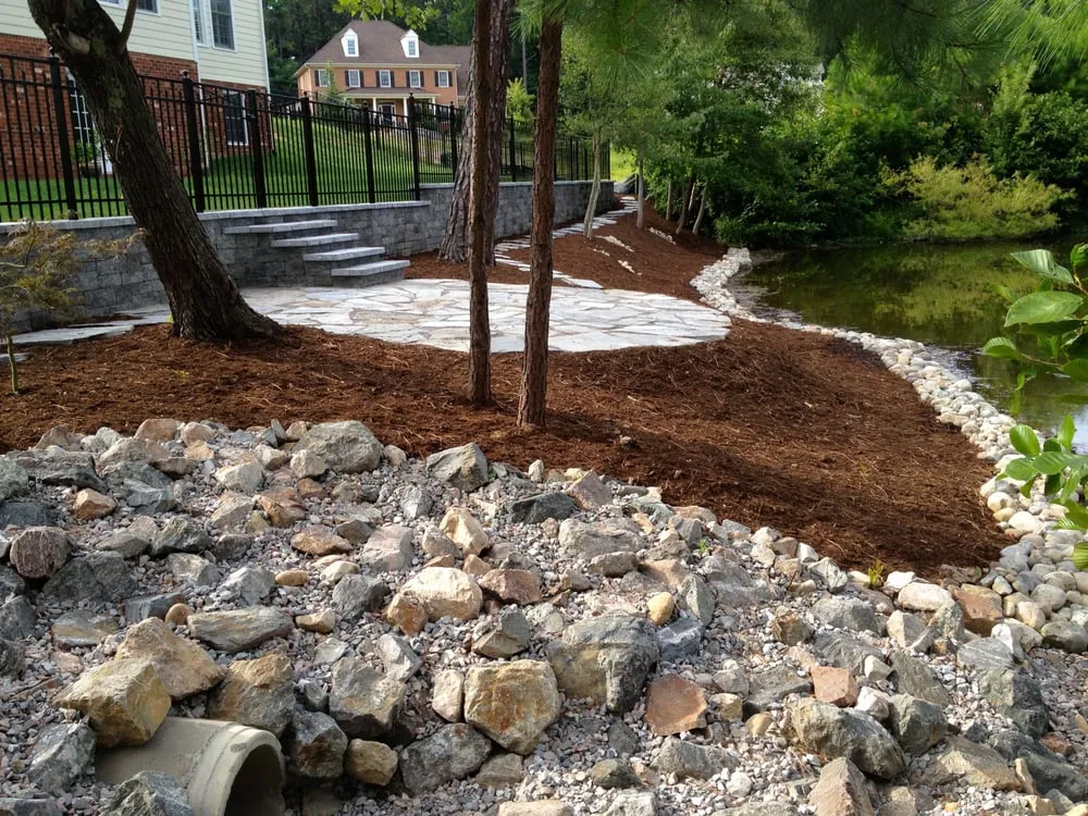 Custom garden landscaping experts serving Richmond, VA - River Oaks Grounds Management