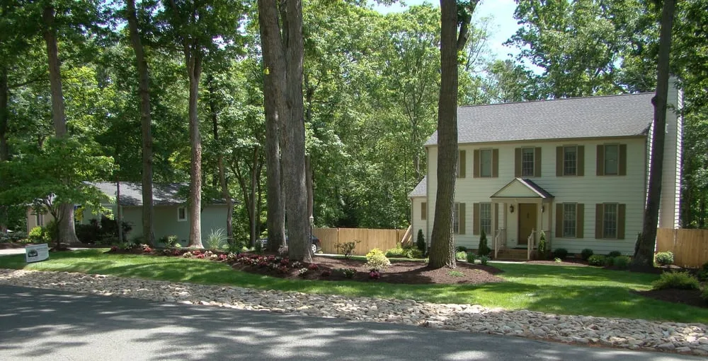 Reliable yard cleanup service for year-round maintenance in Richmond, VA by River Oaks Grounds Management