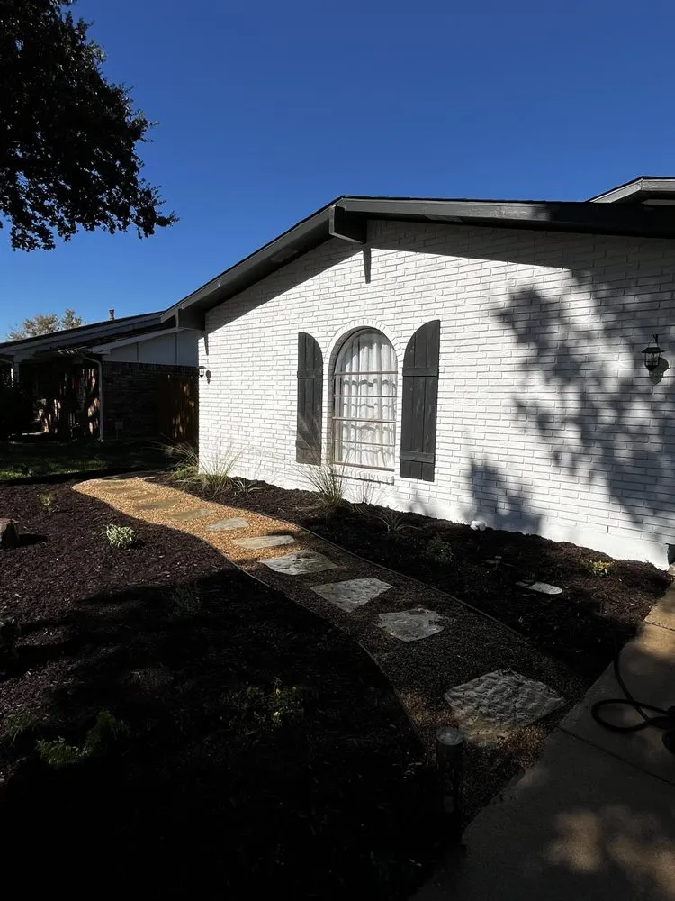 Local garden landscaping in Garland, TX - River Oaks Landscaping