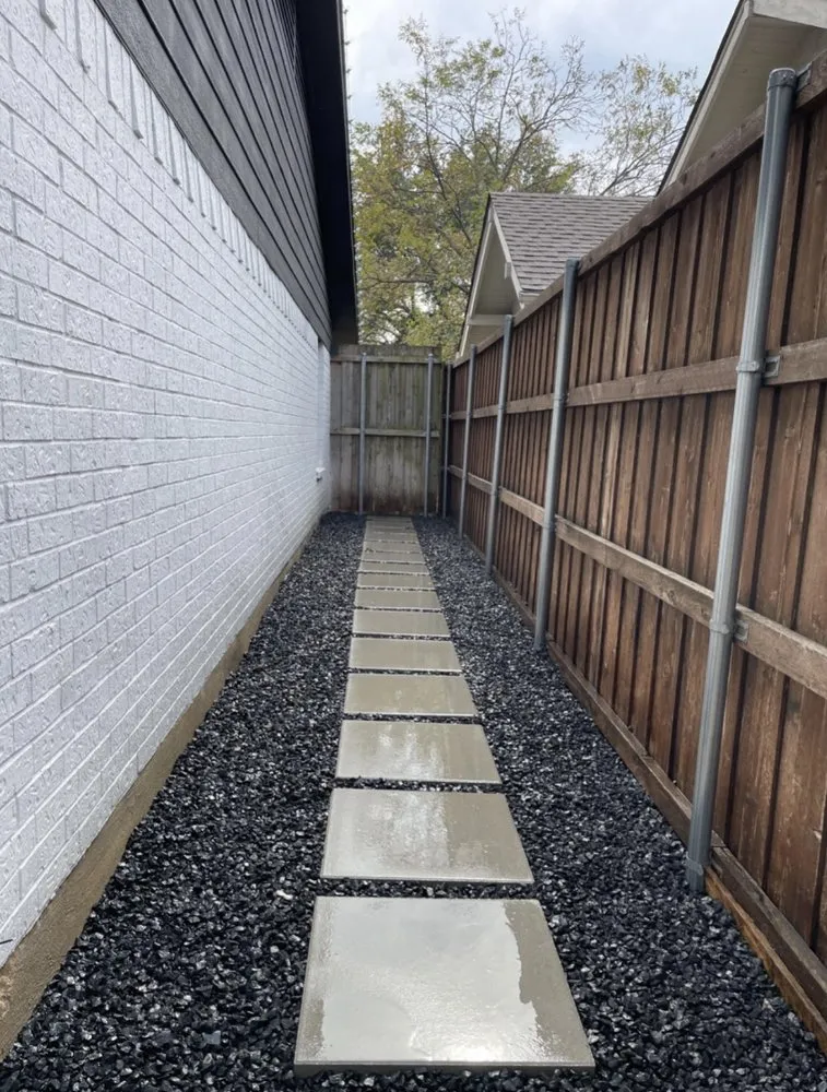 Reliable yard maintenance in Garland, TX - River Oaks Landscaping