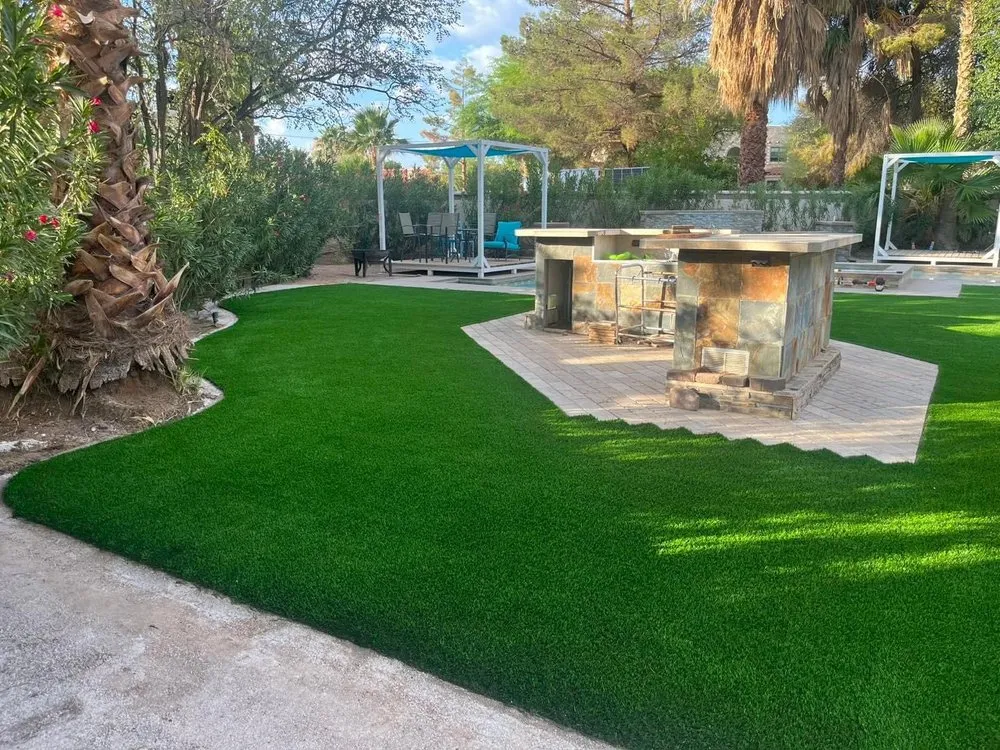 Custom lawn care service for beautiful yards across Lake Havasu City, AZ - River Palm Landscaping