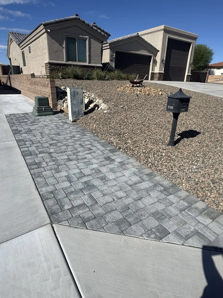 Local yard maintenance experts serving Lake Havasu City, AZ - River Palm Landscaping