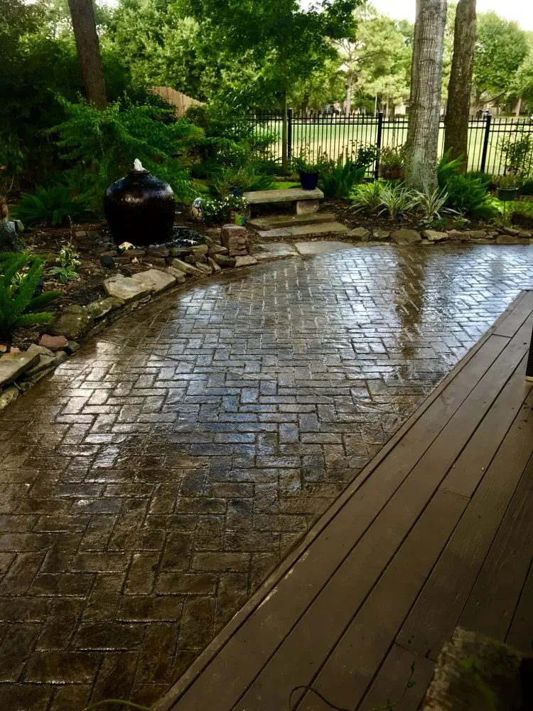 Trusted yard maintenance in Madison, MS by River Ridge Concrete