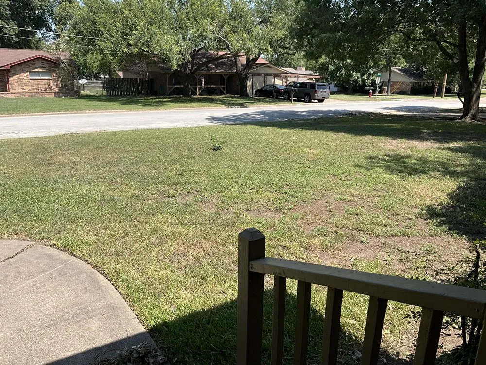 Reliable landscape installation in Navasota, TX by River Rock Landscaping