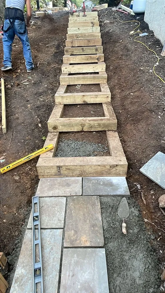 Professional residential landscaping for beautiful yards in Sterling, VA by River Rock Landscaping