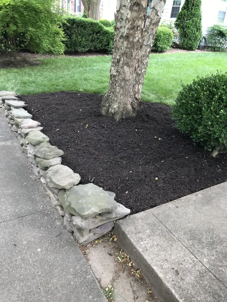 Expert lawn mowing service experts serving Chesterfield, VA - River Run Lawn And Home