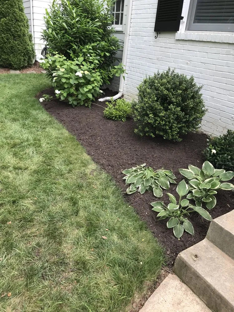 Reliable outdoor landscaping in Chesterfield, VA by River Run Lawn And Home