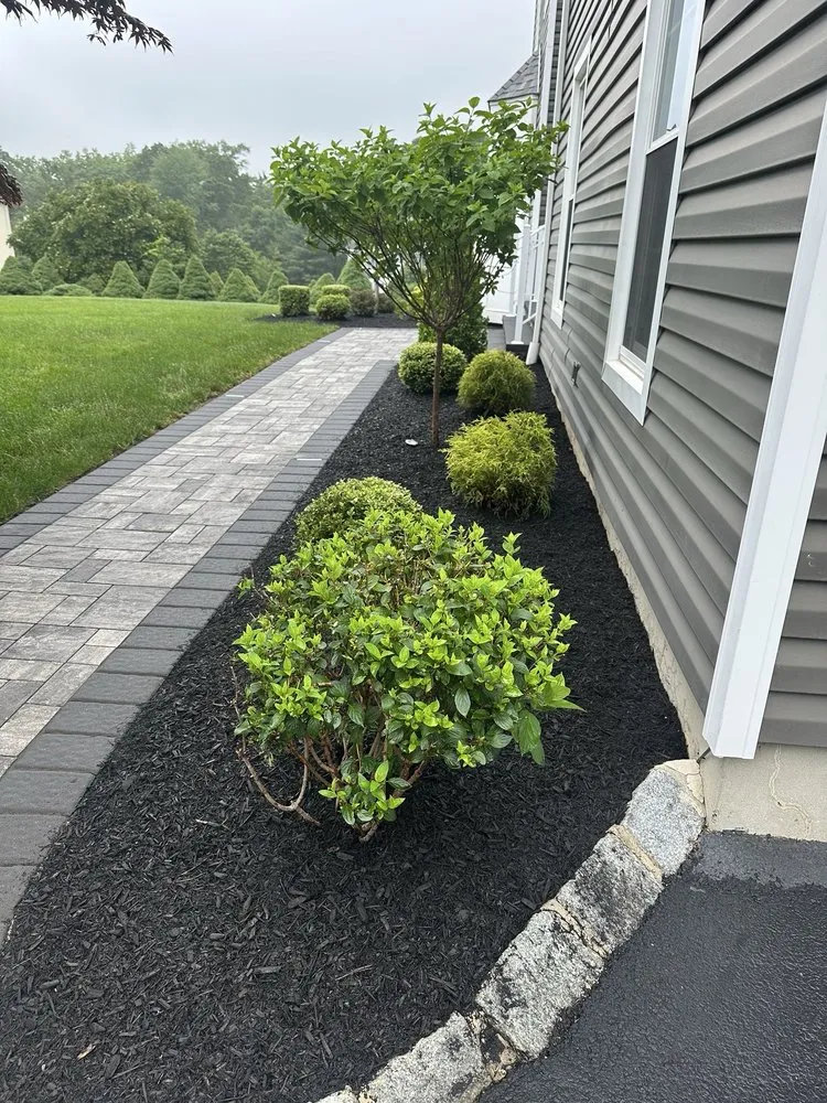 Trusted lawn mowing service in Bound Brook, NJ - Rivera Brothers Landscaping