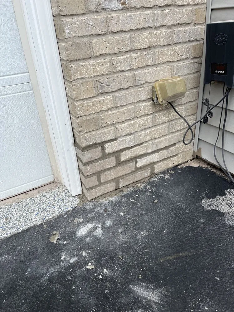 Expert landscape design in Round Lake Beach, IL by Rivera Concrete Paving