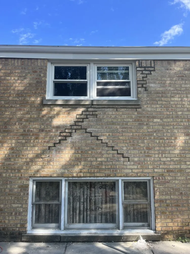 Trusted garden landscaping experts serving Round Lake Beach, IL - Rivera Concrete Paving