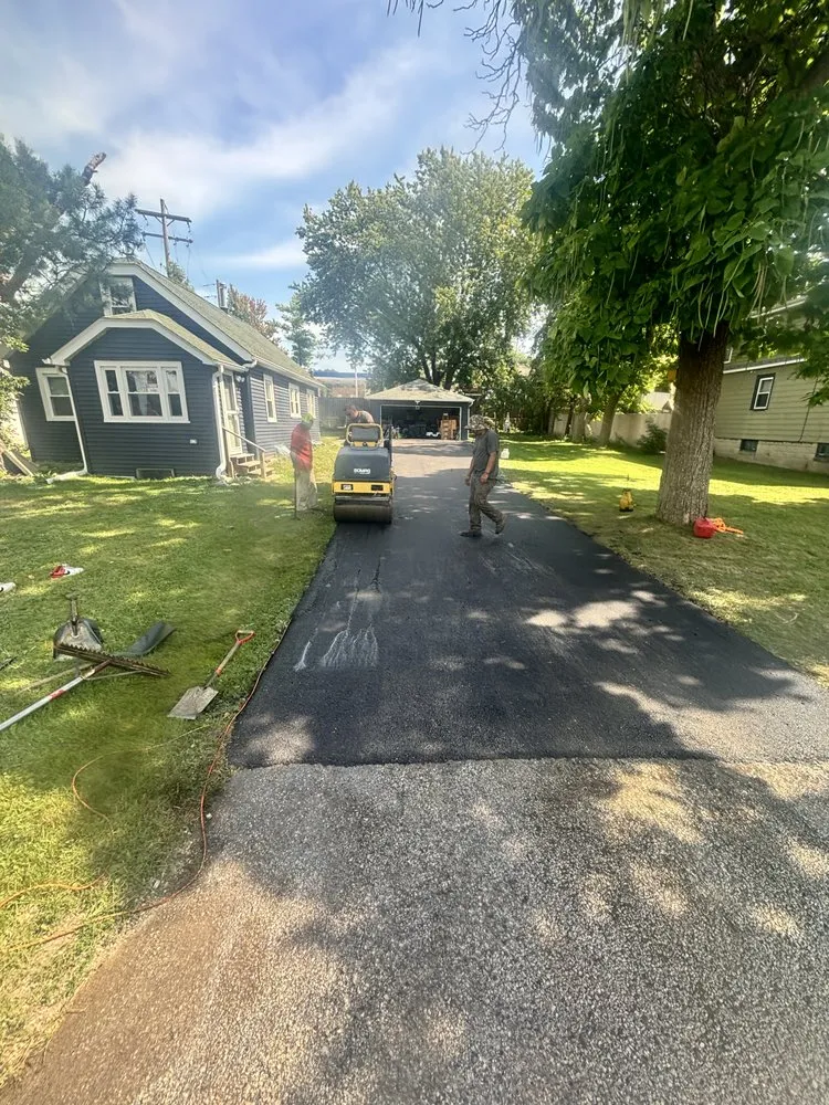 Trusted landscaping services in Round Lake Beach, IL - Rivera Concrete Paving