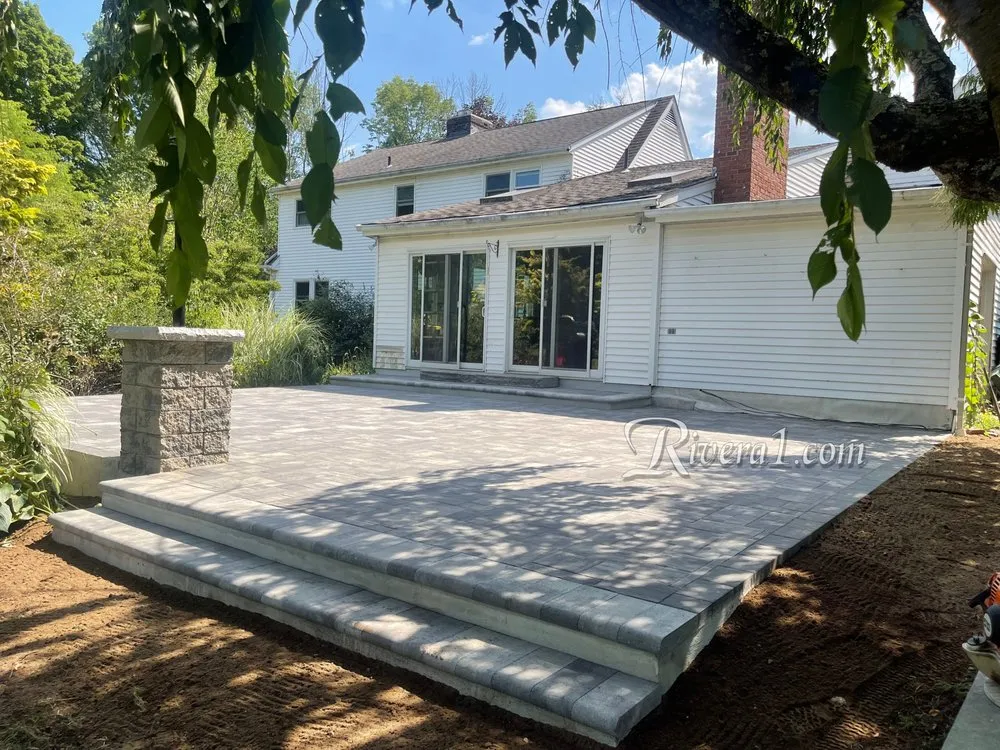 Reliable residential landscaping in Lebanon, CT - Rivera Construction & Hardscaping