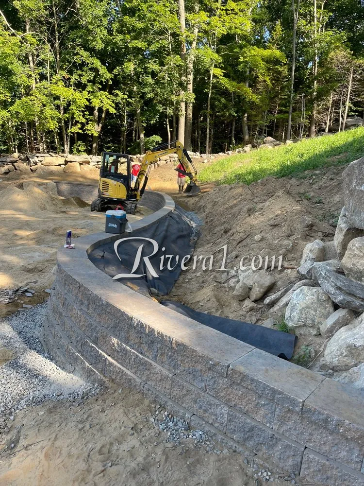Top-rated yard cleanup service in Lebanon, CT - Rivera Construction & Hardscaping