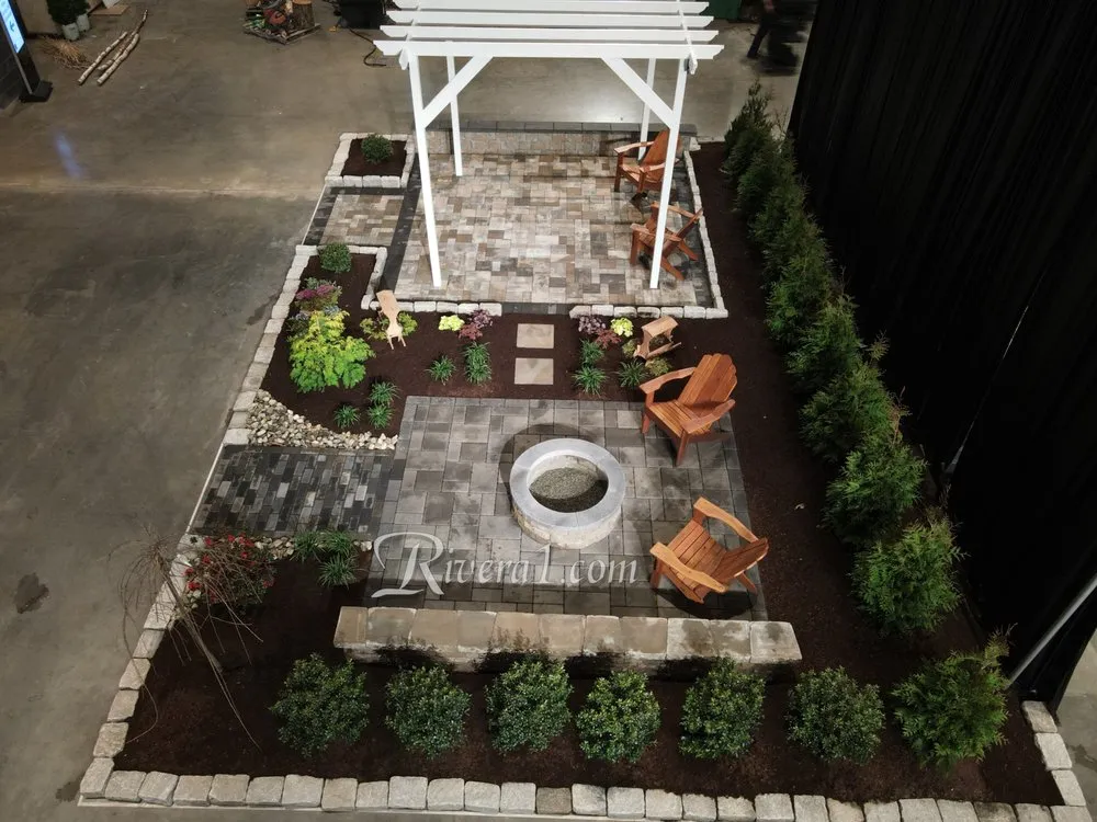 Custom landscape design in Lebanon, CT - Rivera Construction & Hardscaping