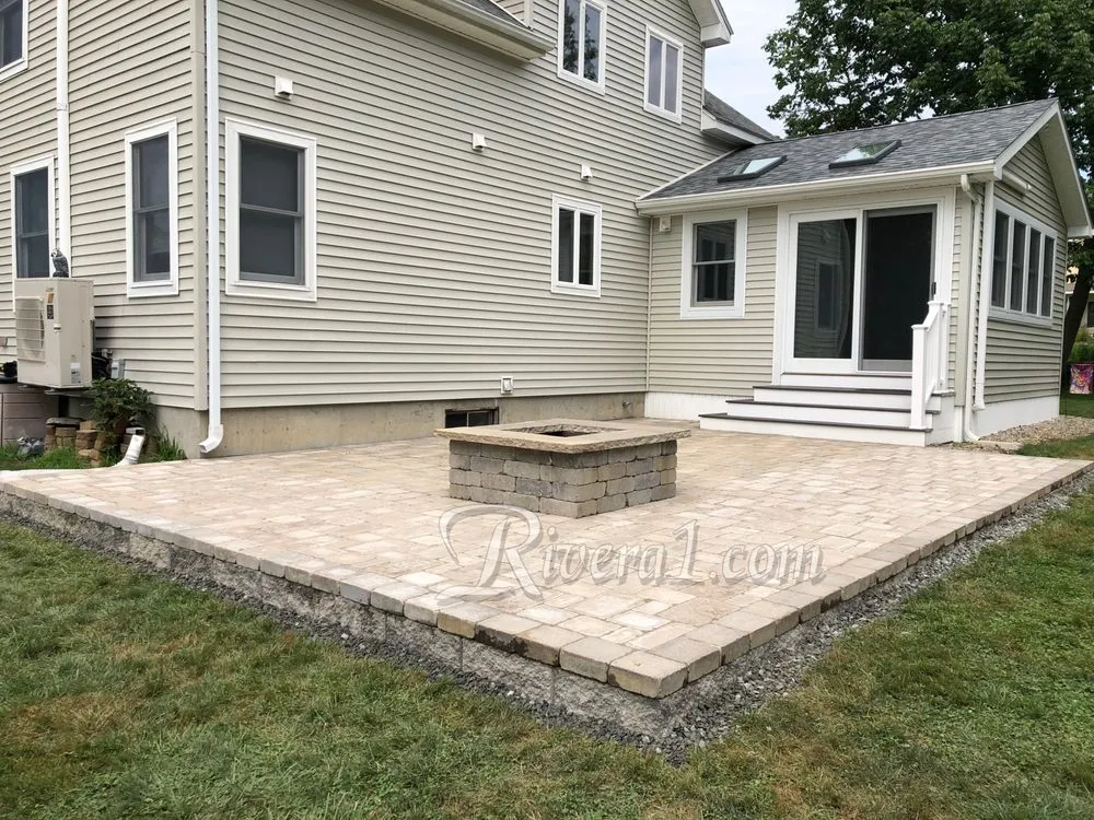 Expert landscaping services in Lebanon, CT by Rivera Construction & Hardscaping