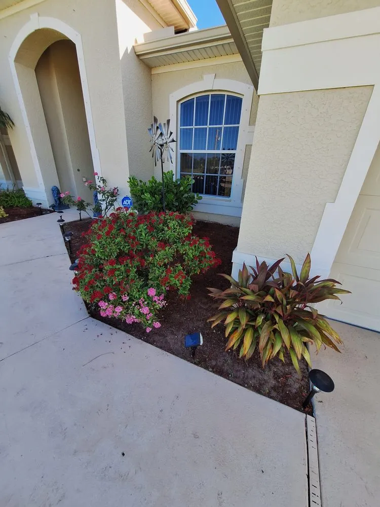 Affordable lawn care service experts serving Lehigh Acres, FL - Rivera F Lawn Service