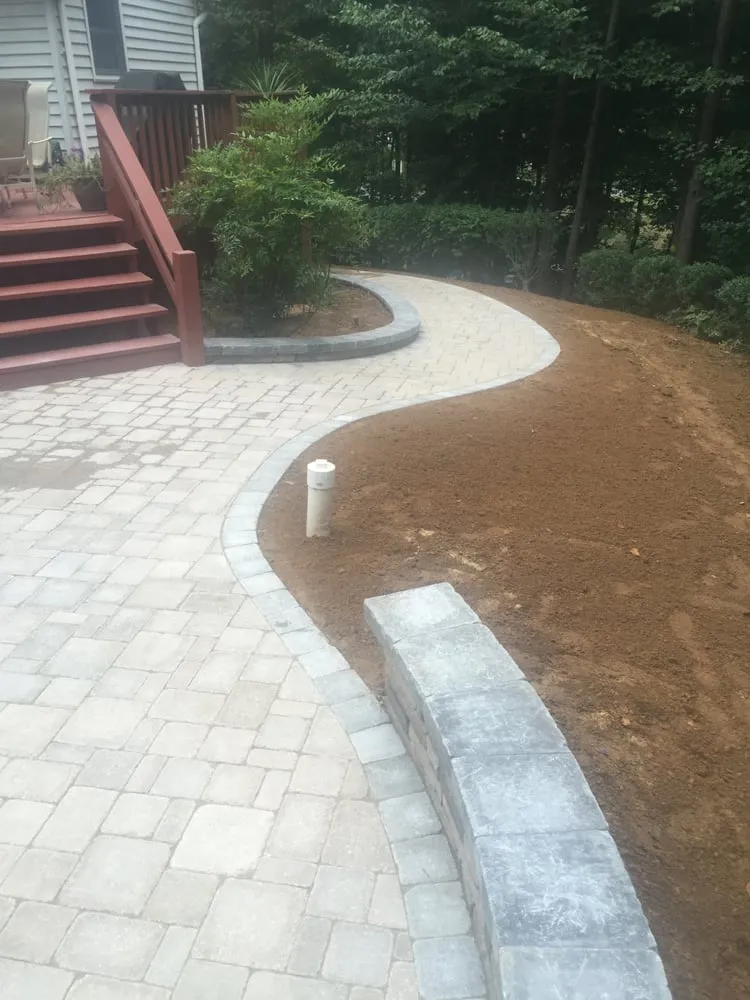 Expert yard maintenance for beautiful yards in Annapolis, MD by Rivera Landscaping