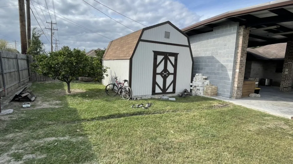 Trusted lawn care service in Alamo, TX by Rivera Lawn Care