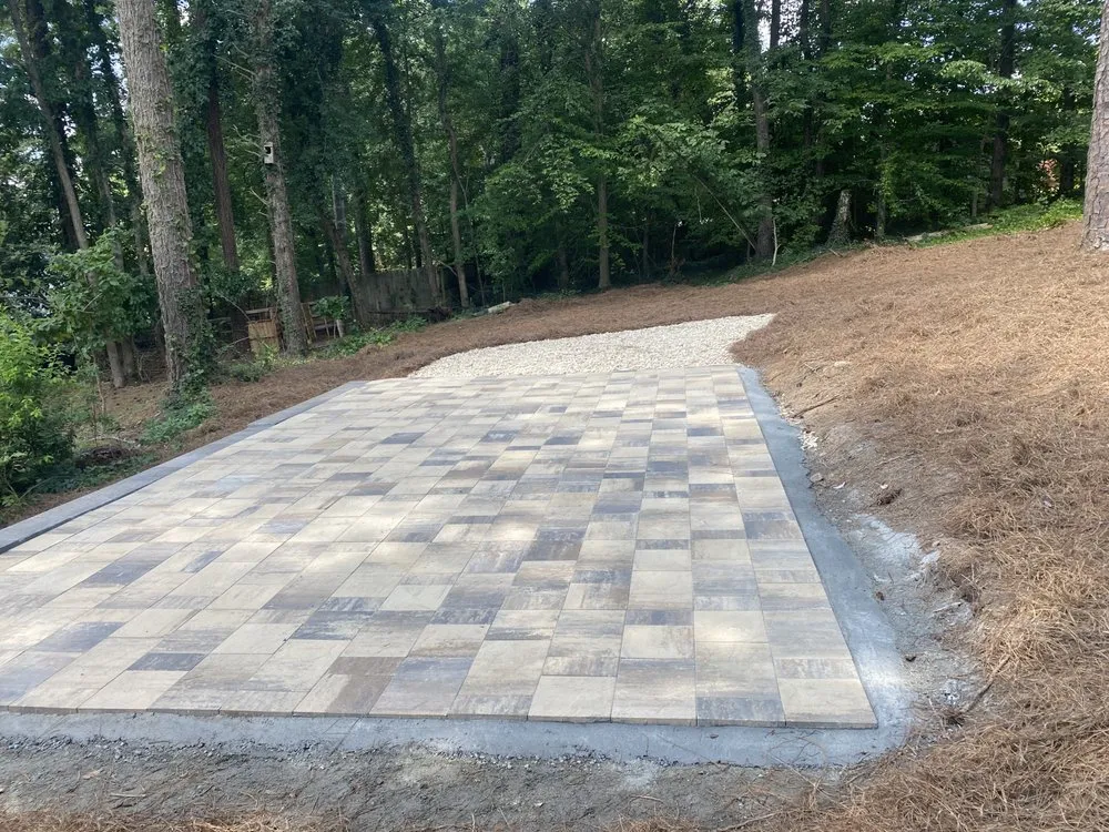 Professional garden landscaping in Roswell, GA by Riverakhan Landscaping