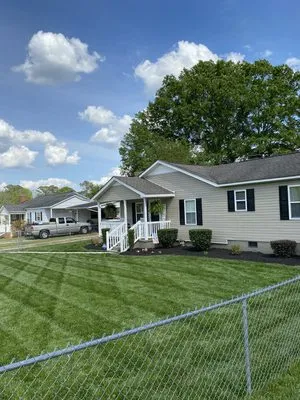 Rivera’s Landscaping & Lawncare Logo