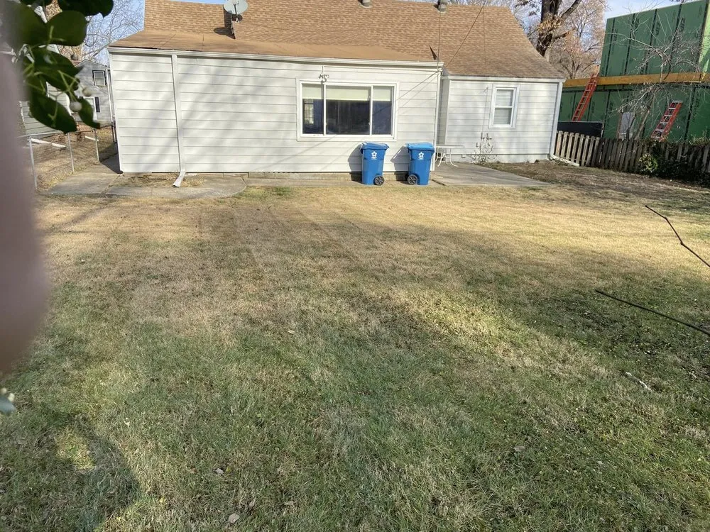 Affordable lawn care service experts serving Overland Park, KS - Rivera's Landscaping and Lawn Services