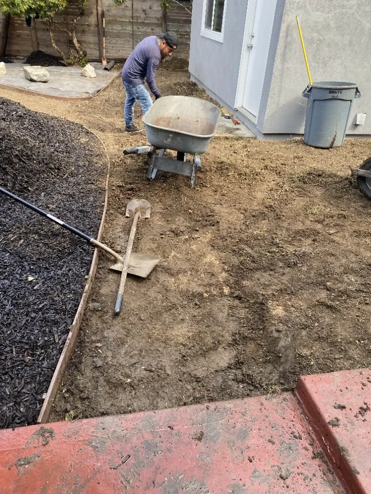 Expert lawn mowing service experts serving Pittsburg, CA - Rivera's Landscaping Services