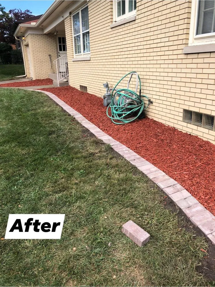 Affordable lawn care service experts serving Rock Island, IL - Rivera’s Landsping