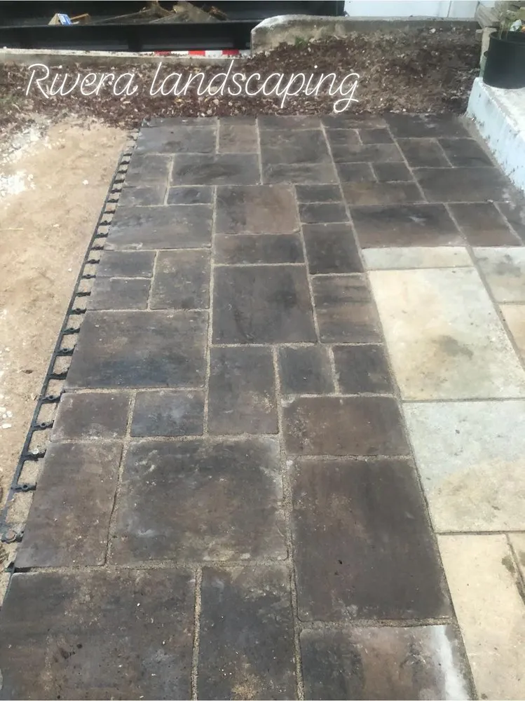 Expert landscaping services in Rock Island, IL - Rivera’s Landsping