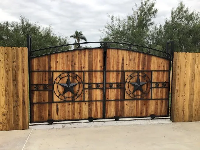 Professional lawn mowing service near you across Donna, TX - Rivera's Lawn & Landscaping