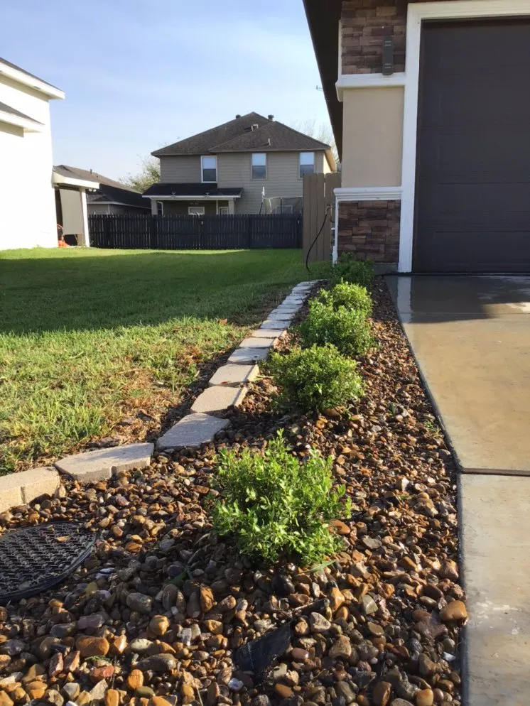 Local landscaping services in La Feria, TX - Rivera's Lawn & Landscaping