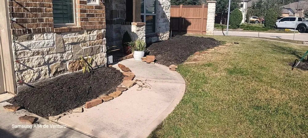 Affordable lawn care service in Spring, TX - Rivera’s Lawn Care Services