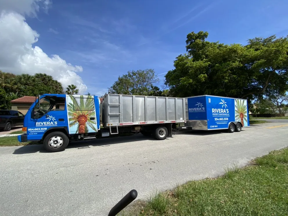 Trusted lawn mowing service experts serving Fort Lauderdale, FL - Riveras Property Maintenance