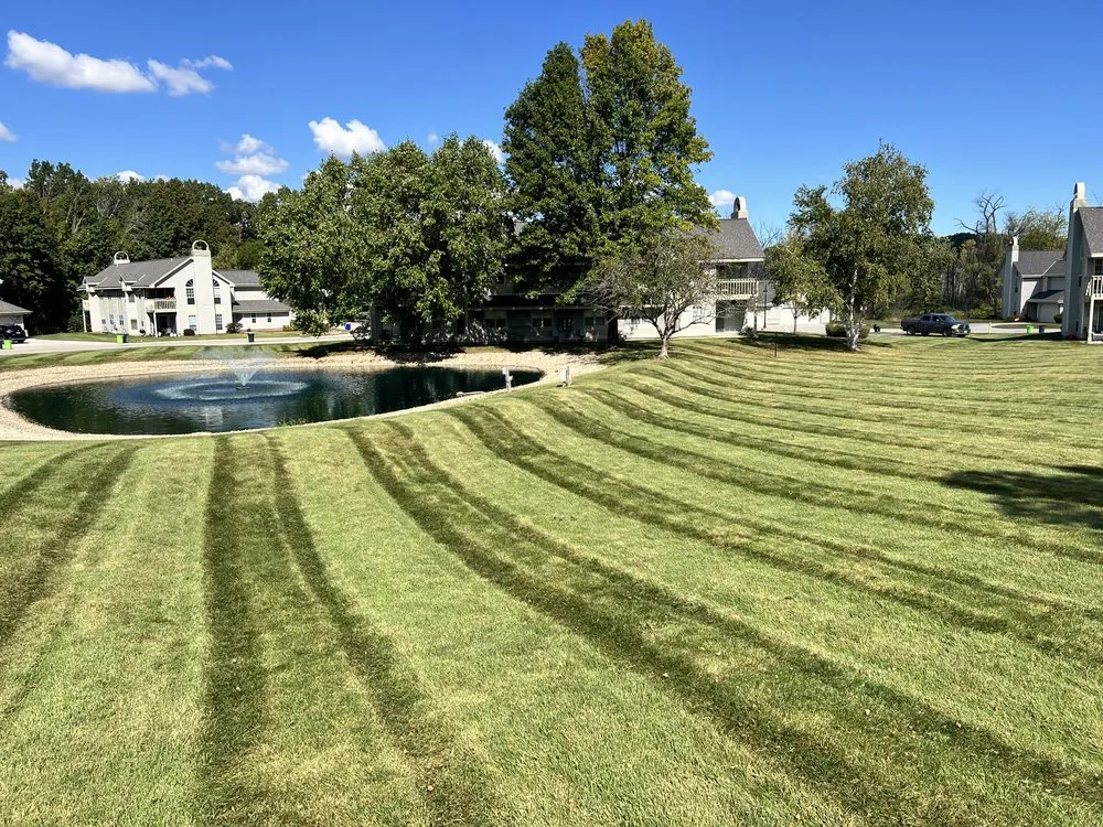 Custom yard maintenance in Milwaukee, WI - Rivercap Landscaping Services