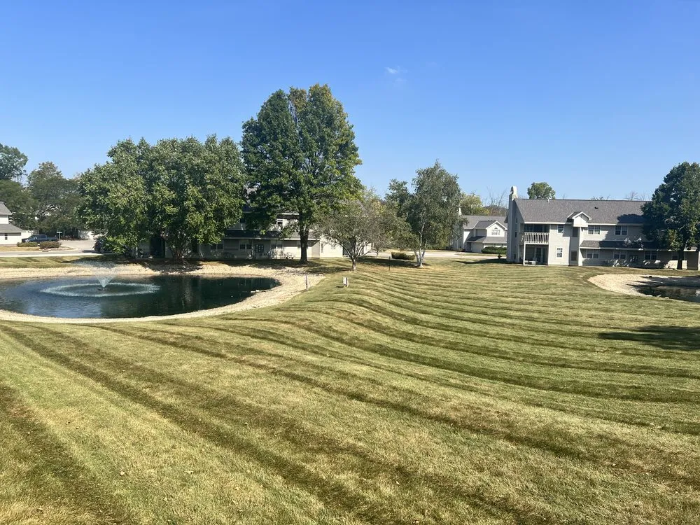 Local yard cleanup service experts serving Milwaukee, WI - Rivercap Landscaping Services