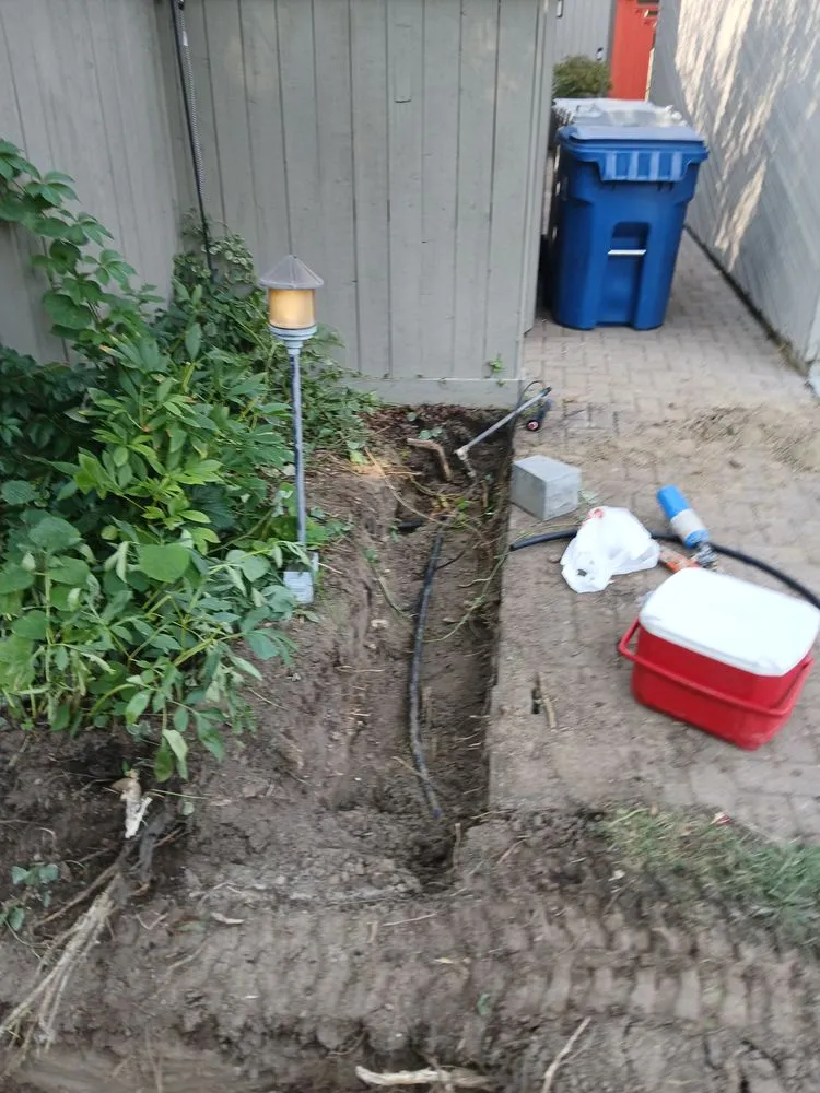 Professional outdoor landscaping experts serving Caldwell, ID - Riverfront Construction