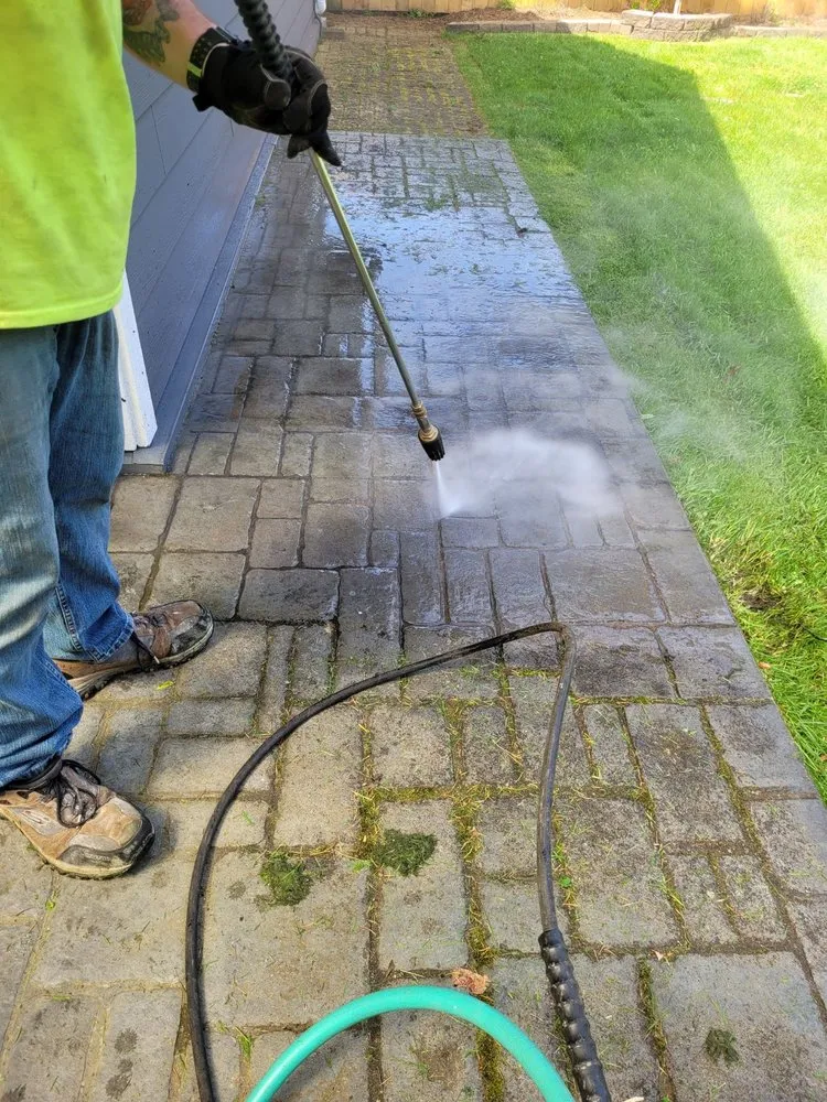 Trusted outdoor landscaping in Florence, OR - Riverfront Lawn Basics