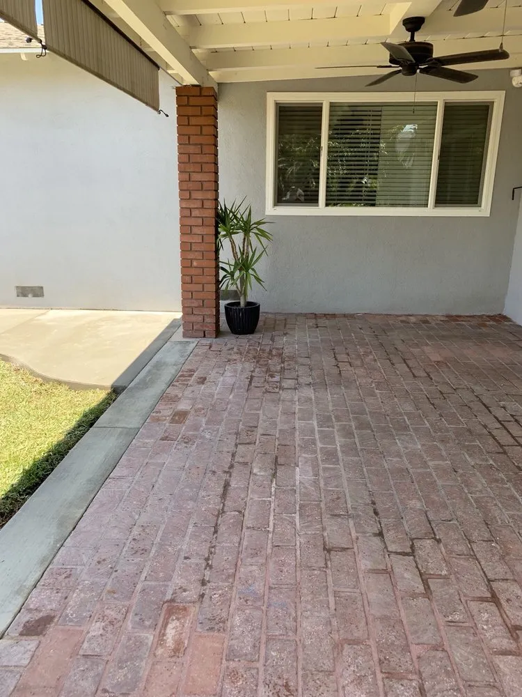 Professional lawn mowing service in Long Beach, CA - River's Contractors