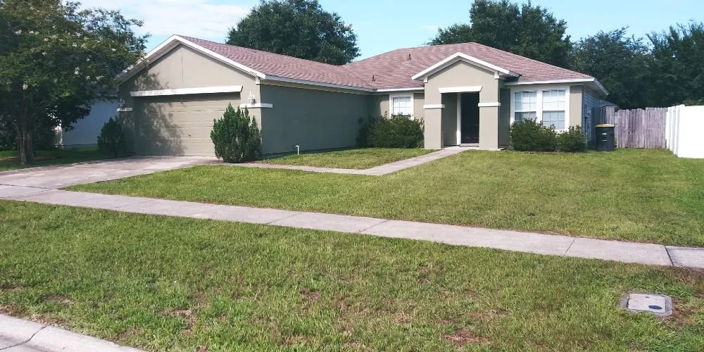 Affordable yard cleanup service experts serving Jacksonville, FL - Rivers Edge Landscaping