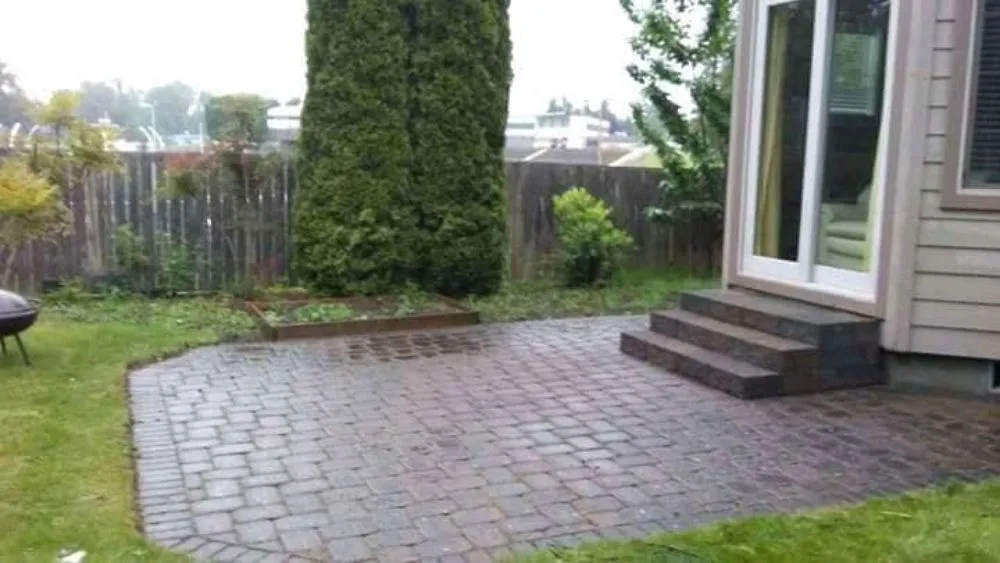 Custom garden landscaping for outdoor upgrades in Springfield, OR by Rivers Lawn Care Services