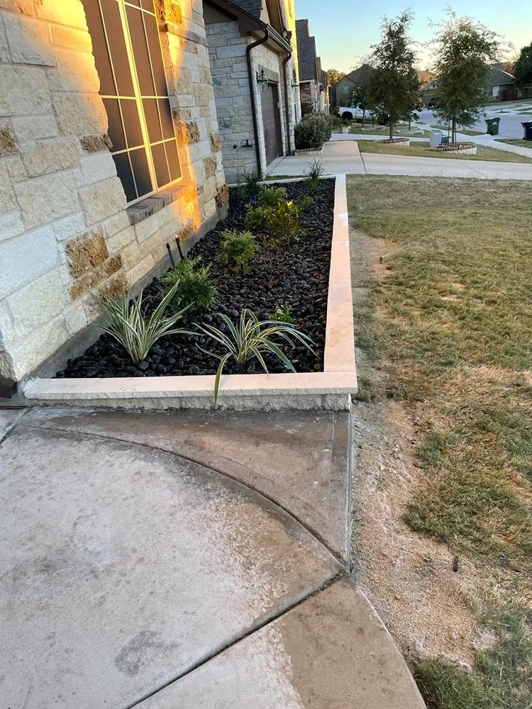 Affordable yard maintenance in Liberty Hill, TX by River’s Lawn Gardening