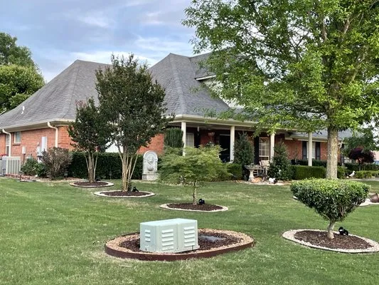 Rivers Lawn Service Logo