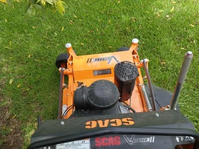 Reliable yard maintenance for beautiful yards in Mont Belvieu, TX by River’s Service’s