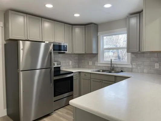 Riverside Construction Logo