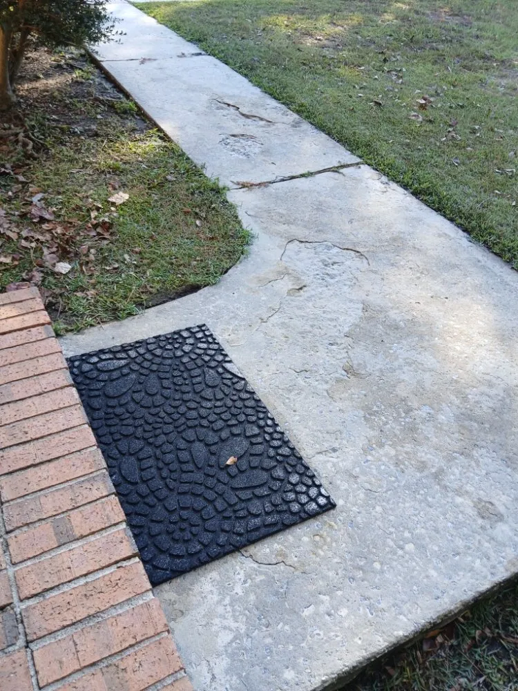 Professional lawn care service in Cordova, SC by RiverSide Landscaping