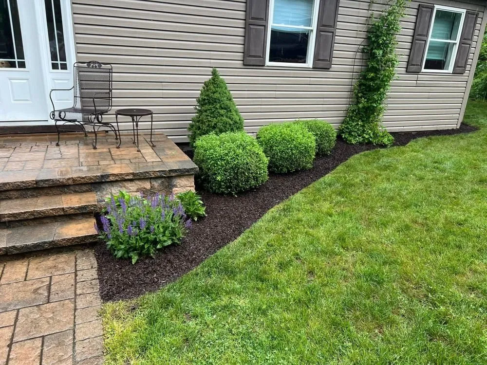 Custom lawn mowing service for homes in Cordova, SC by RiverSide Landscaping