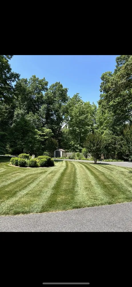 Professional residential landscaping in Davidsonville, MD by Riverside Landscaping