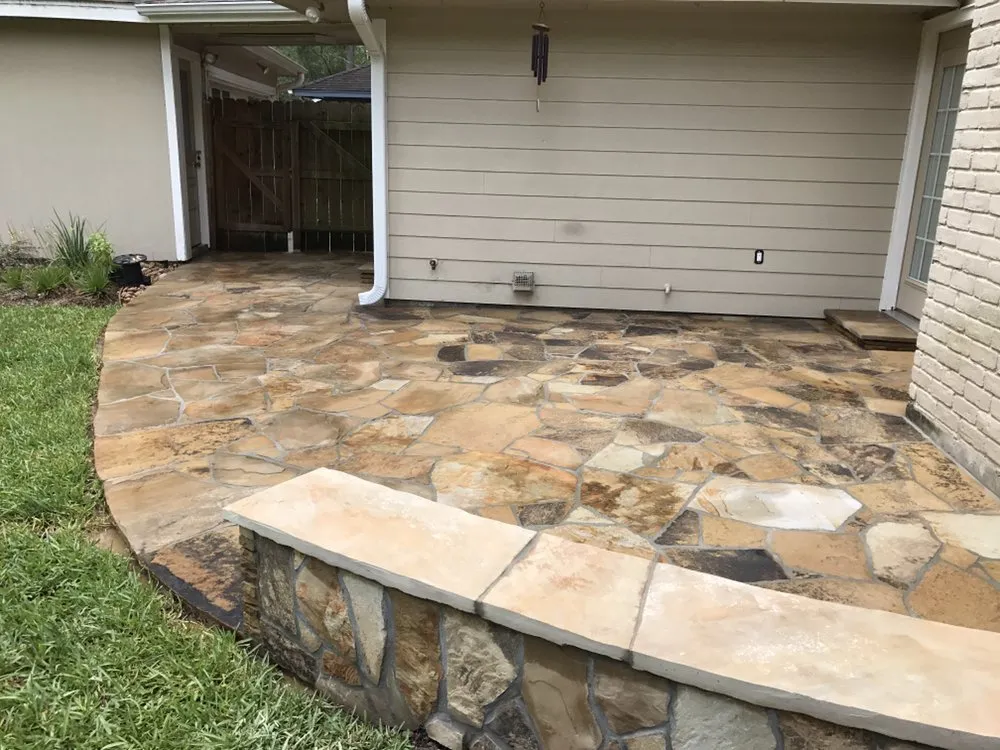 Top-rated lawn care service for year-round maintenance across Conroe, TX - Riverside Lawn & Landscaping