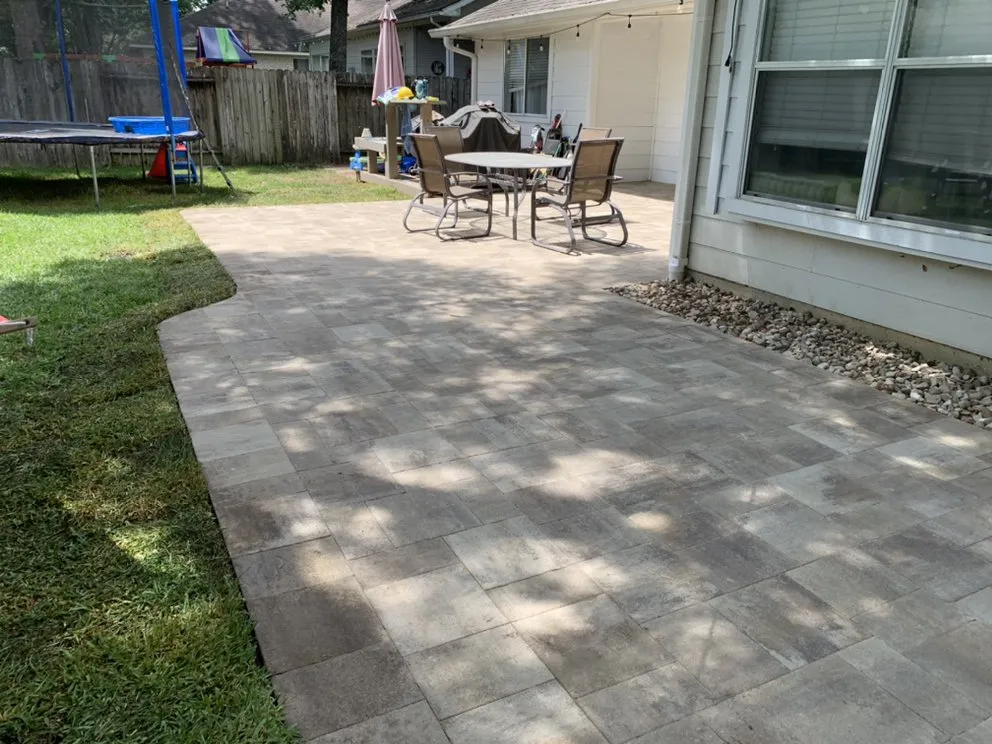 Reliable garden landscaping in Conroe, TX - Riverside Lawn & Landscaping